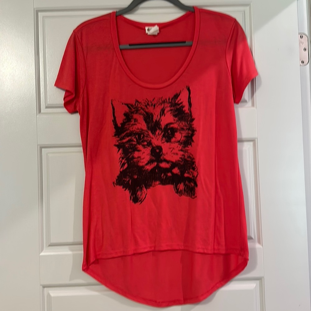 Hot pink, puppy shirt